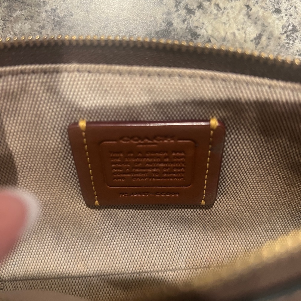 SOLD Coach Dark Brown Leather Shoulder Bag - Picture 4 of 5